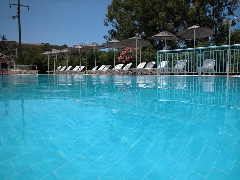 Hanedan Beach Hotel Foça Extérieur photo