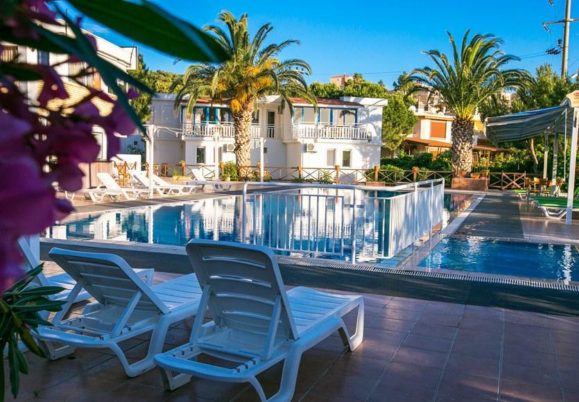 Hanedan Beach Hotel Foça Extérieur photo