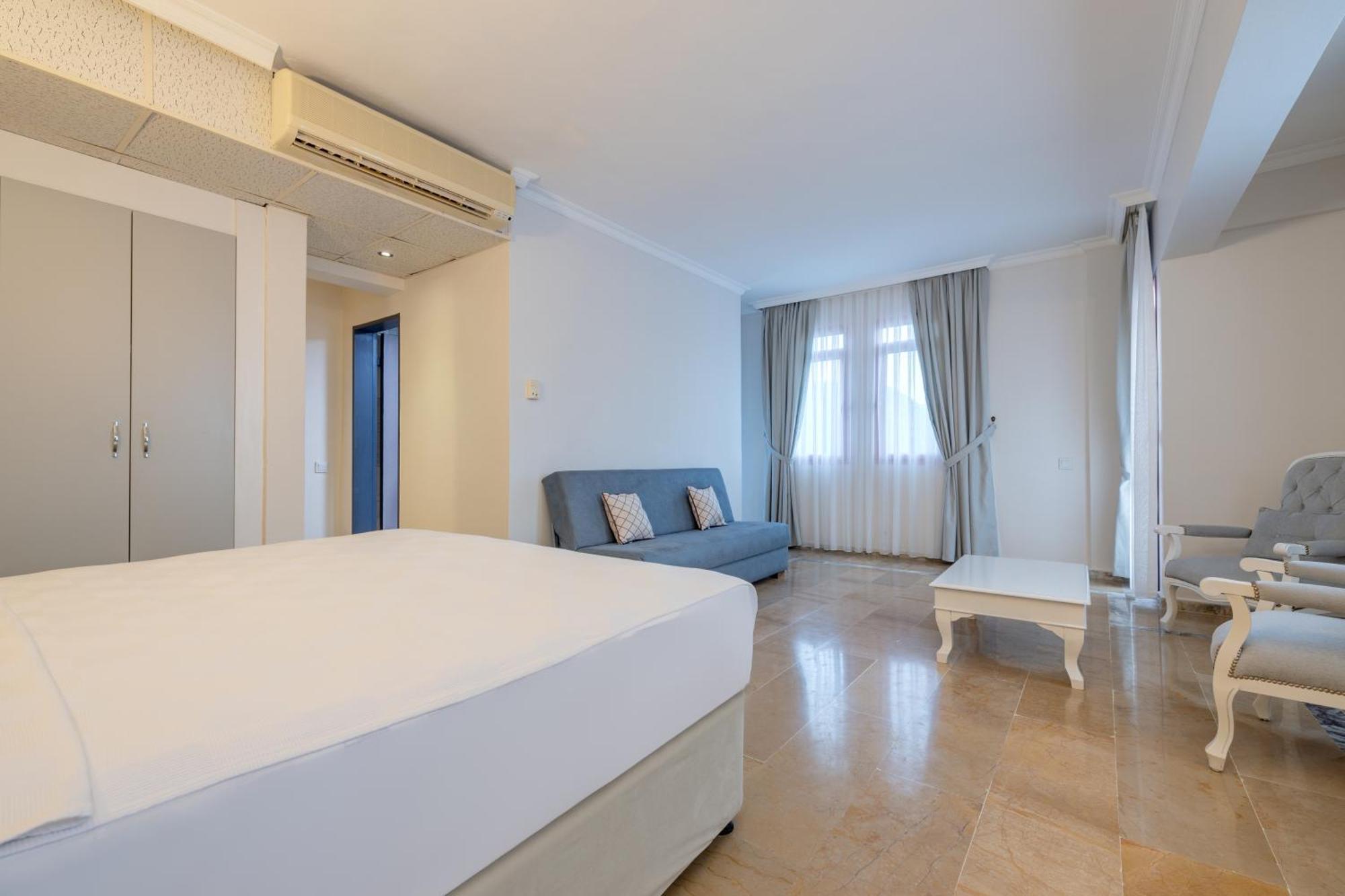 Hanedan Beach Hotel Foça Extérieur photo