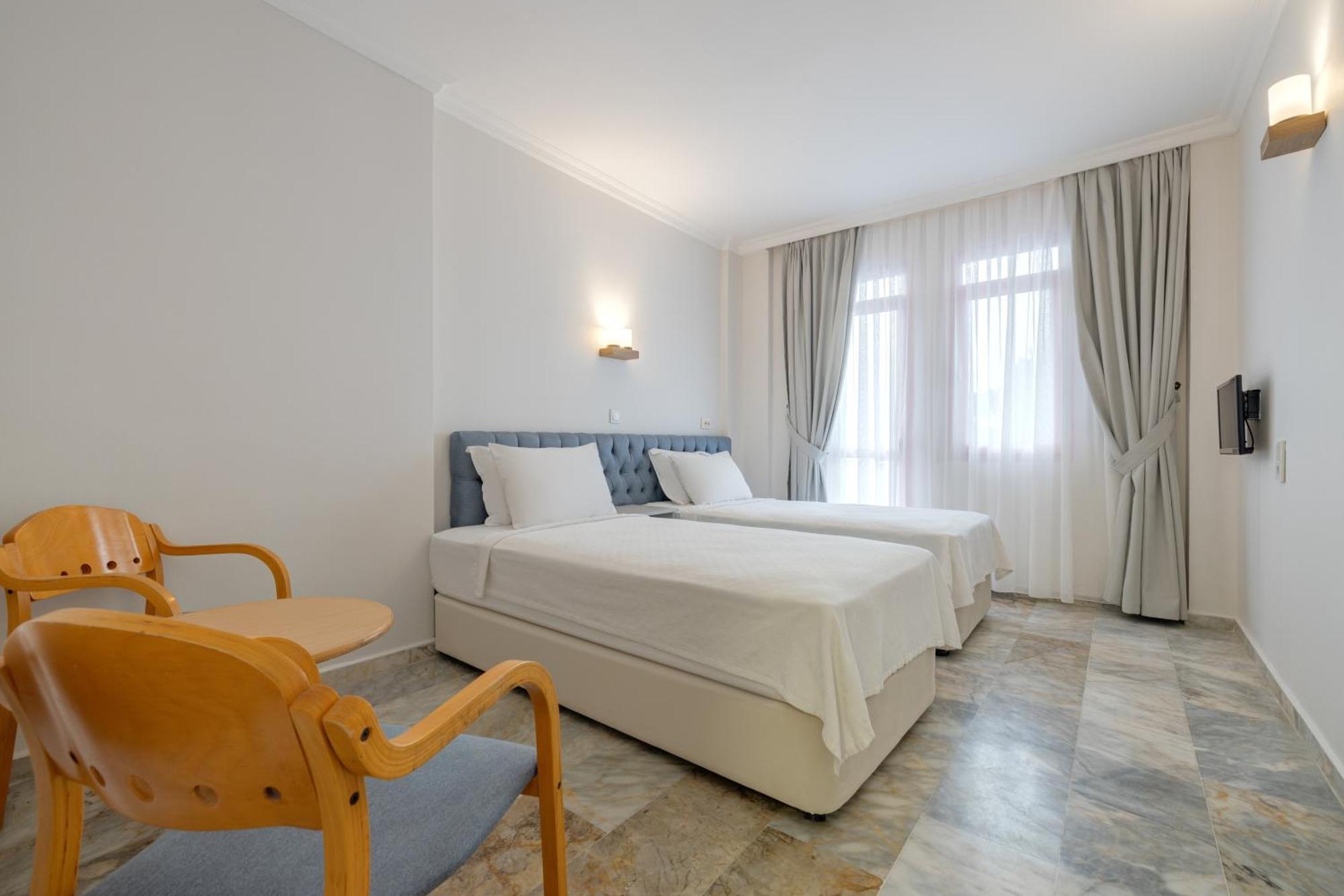 Hanedan Beach Hotel Foça Extérieur photo